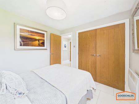 2 bedroom Flat for sale in Stafford Road, Cannock, WS11
