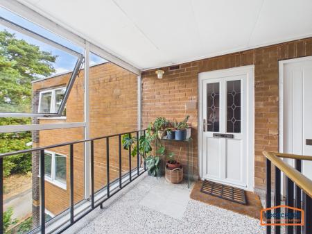 2 bedroom Flat for sale in Stafford Road, Cannock, WS11