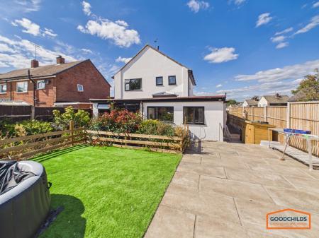 4 bedroom Detached house for sale in Simmonds Way, Walsall, WS8