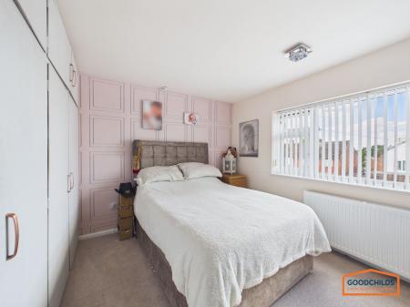 4 bedroom Detached house for sale in Simmonds Way, Walsall, WS8