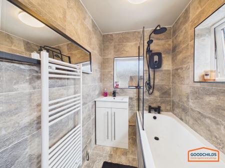 4 bedroom Detached house for sale in Simmonds Way, Walsall, WS8