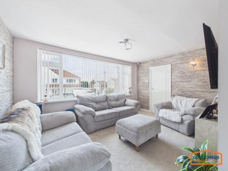 4 bedroom Detached house for sale in Simmonds Way, Walsall, WS8