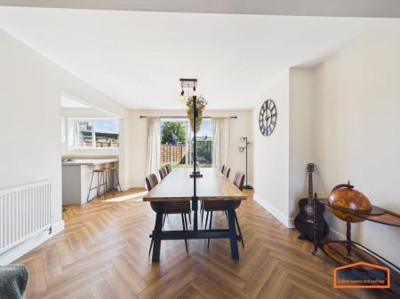 3 bedroom Semi-detached house for sale in St. Margarets Road, Walsall, WS3