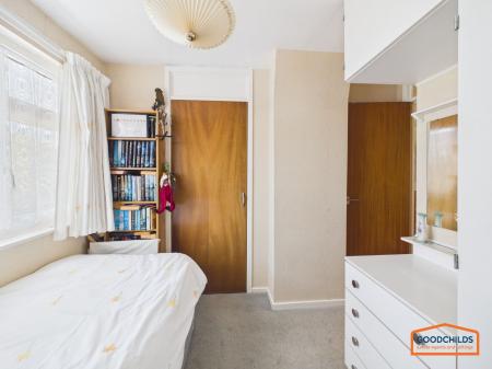 4 bedroom Detached house for sale in Berryfields, Stonnall, WS9