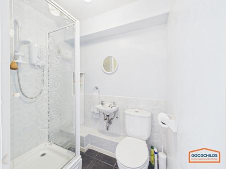 4 bedroom Detached house for sale in Berryfields, Stonnall, WS9