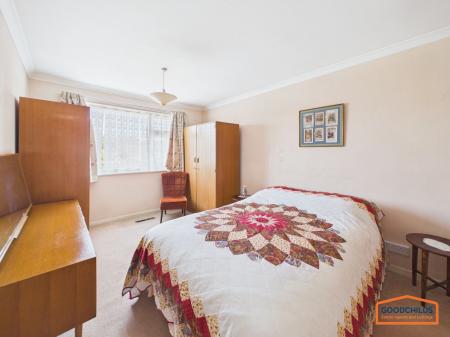 4 bedroom Detached house for sale in Berryfields, Stonnall, WS9
