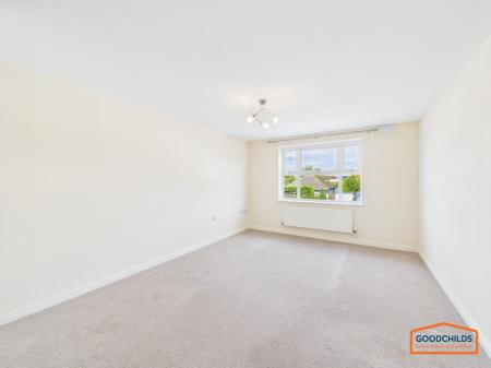 2 bedroom Flat for sale in Parkhouse Grove, Aldridge, WS9
