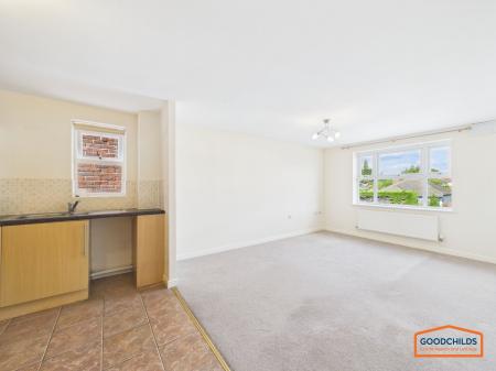 2 bedroom Flat for sale in Parkhouse Grove, Aldridge, WS9
