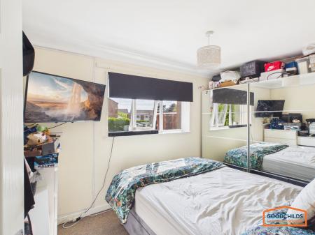 2 bedroom Flat to let in Radford Drive, Walsall, WS4