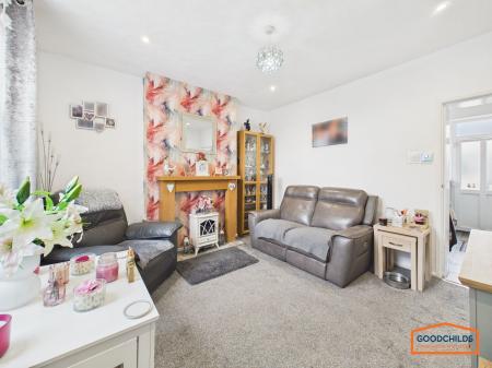 2 bedroom Semi-detached house for sale in Lindon Road, Walsall, WS8
