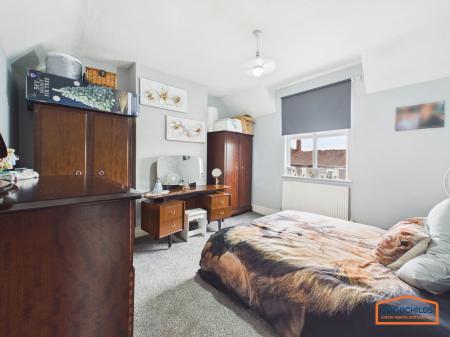 2 bedroom Semi-detached house for sale in Lindon Road, Walsall, WS8