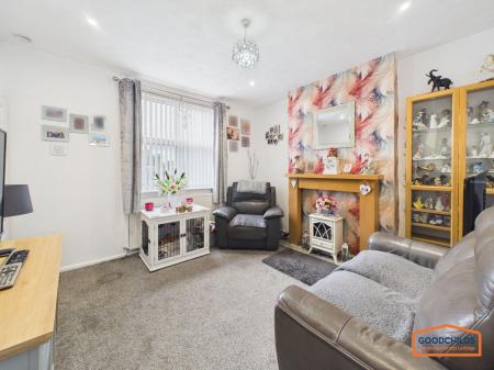 2 bedroom Semi-detached house for sale in Lindon Road, Walsall, WS8