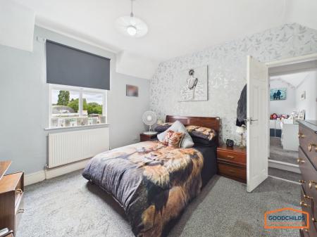 2 bedroom Semi-detached house for sale in Lindon Road, Walsall, WS8
