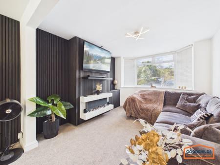3 bedroom Semi-detached house for sale in Whitehorse Road, Walsall, WS8