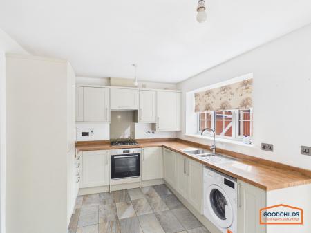 3 bedroom Semi-detached house to let in Unity Drive, Pelsall, WS3