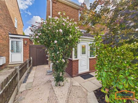 2 bedroom Semi-detached house for sale in Catshill Road, Walsall, WS8