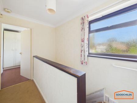 3 bedroom Semi-detached house for sale in Railswood Drive, Walsall, WS3