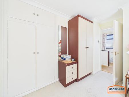 3 bedroom Semi-detached house for sale in Railswood Drive, Walsall, WS3