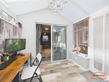 2 bedroom Semi-detached house for sale in Fullelove Road, Brownhills, WS8