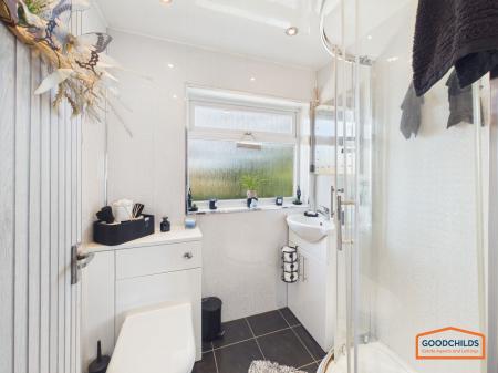 2 bedroom Semi-detached house for sale in Fullelove Road, Brownhills, WS8