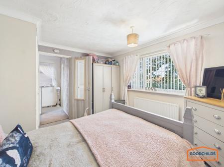 2 bedroom Semi-detached house for sale in Fullelove Road, Brownhills, WS8