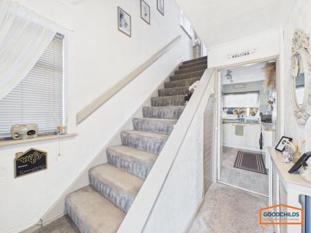 2 bedroom Semi-detached house for sale in Fullelove Road, Brownhills, WS8