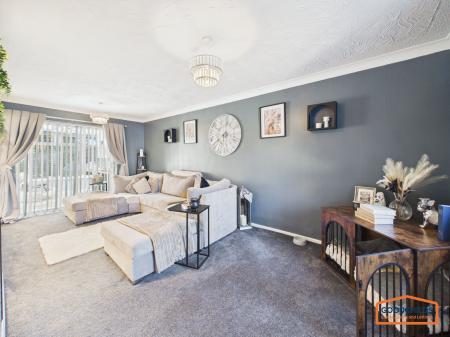 2 bedroom Semi-detached house for sale in Fullelove Road, Brownhills, WS8