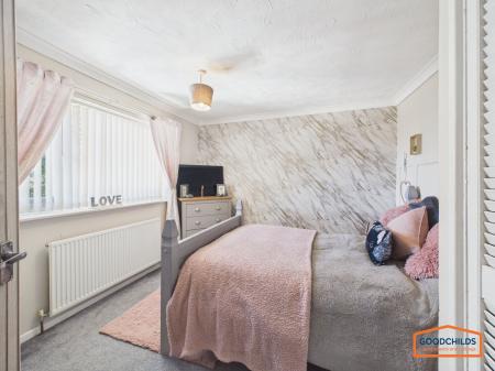 2 bedroom Semi-detached house for sale in Fullelove Road, Brownhills, WS8