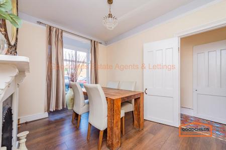 3 bedroom End of terrace house to let in Lichfield Road, Brownhills, WS8