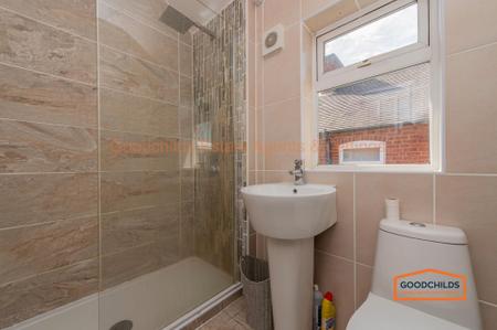 3 bedroom End of terrace house to let in Lichfield Road, Brownhills, WS8