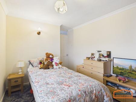 3 bedroom Semi-detached house for sale in Lindon Drive, Walsall, WS8