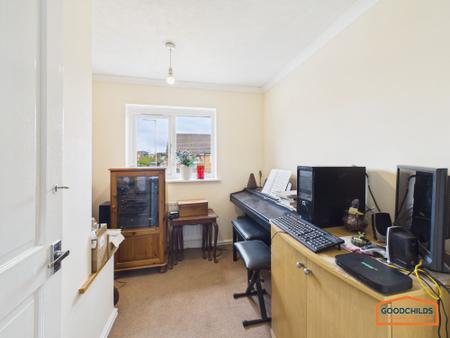 3 bedroom Semi-detached house for sale in Lindon Drive, Walsall, WS8