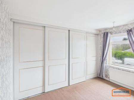 3 bedroom Semi-detached house to let in Poplar Avenue, Brownhills, WS8