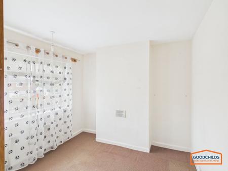 3 bedroom Semi-detached house to let in Poplar Avenue, Brownhills, WS8
