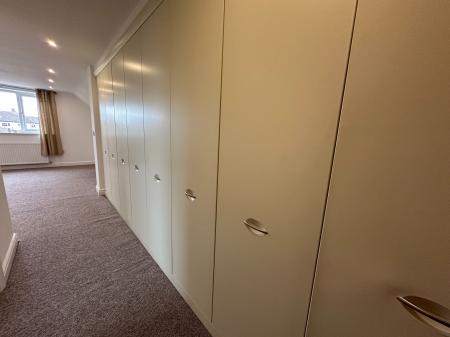 4 bedroom Semi-detached house for sale in Burnside, Rolleston on Dove, Burton-on-Trent, DE13