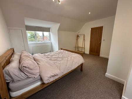 4 bedroom Semi-detached house for sale in Burnside, Rolleston on Dove, Burton-on-Trent, DE13