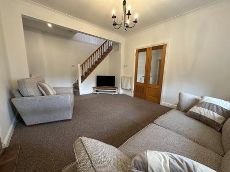 4 bedroom Semi-detached house for sale in Burnside, Rolleston on Dove, Burton-on-Trent, DE13