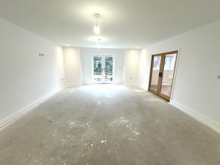 5 bedroom Detached house for sale in Burton Road, Midway, Swadlincote, DE11