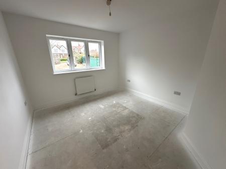 5 bedroom Detached house for sale in Burton Road, Midway, Swadlincote, DE11