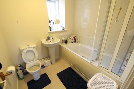 2 bedroom Flat for sale in Caroline Court, Burton-on-Trent, DE14