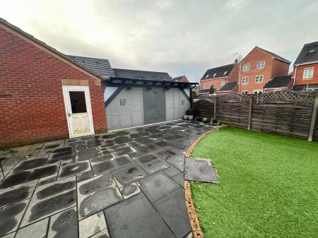 3 bedroom Detached house for sale in Castilla Place, Burton-on-Trent, DE13