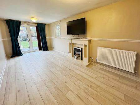 4 bedroom Detached house for sale in Church Road, Stretton, Burton-on-Trent, DE13
