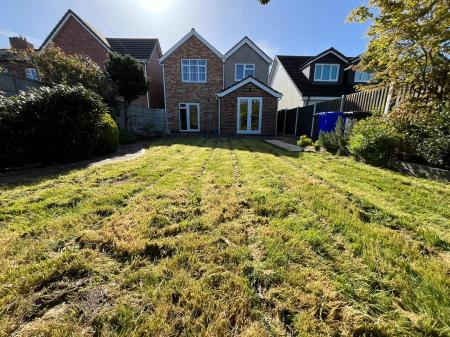 4 bedroom Detached house for sale in Church Road, Stretton, Burton-on-Trent, DE13