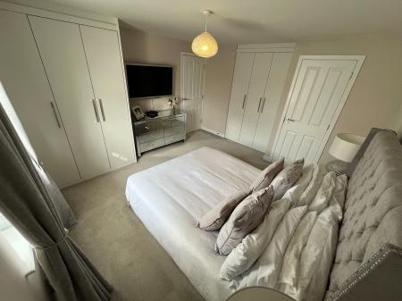4 bedroom Detached house for sale in Galloway Road, Drakelow, Burton-on-Trent, DE15