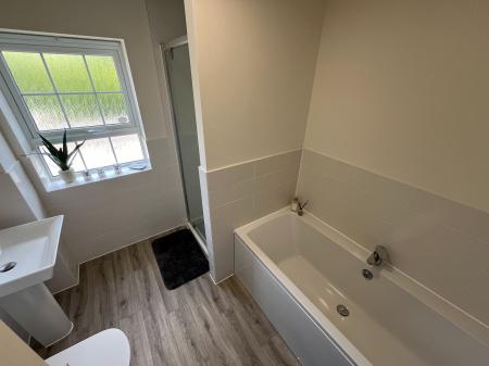 4 bedroom Detached house for sale in Galloway Road, Drakelow, Burton-on-Trent, DE15