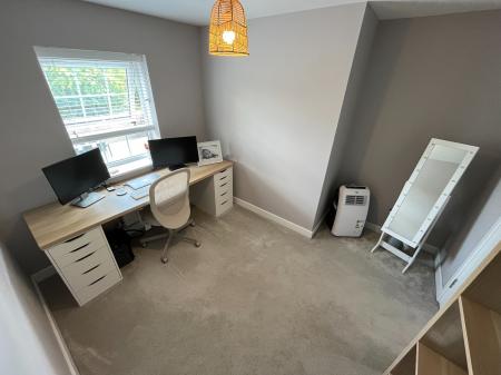4 bedroom Detached house for sale in Galloway Road, Drakelow, Burton-on-Trent, DE15