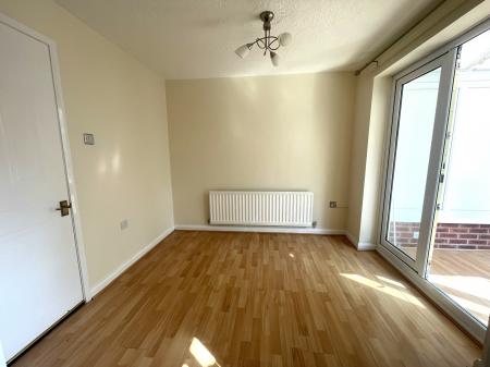 3 bedroom Semi-detached house for sale in Goodwood Close, Stretton, Burton-on-Trent, DE13