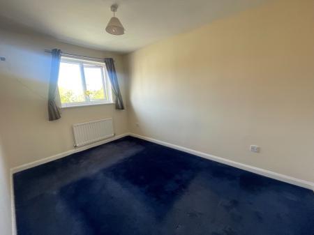 3 bedroom Semi-detached house for sale in Goodwood Close, Stretton, Burton-on-Trent, DE13
