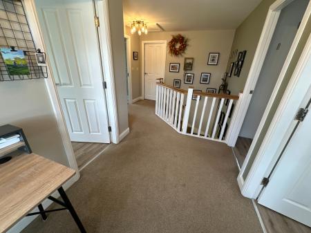 4 bedroom Detached house for sale in Hargate Lane, Newton Solney, Burton-on-Trent, DE15