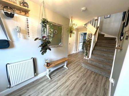 4 bedroom Detached house for sale in Hargate Lane, Newton Solney, Burton-on-Trent, DE15
